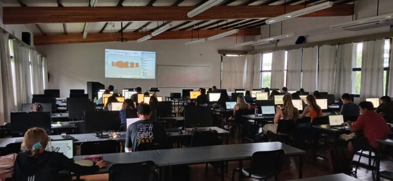 Lee más sobre el artículo 3era edición cursos de Gráfica Digital para estudiantes FAU